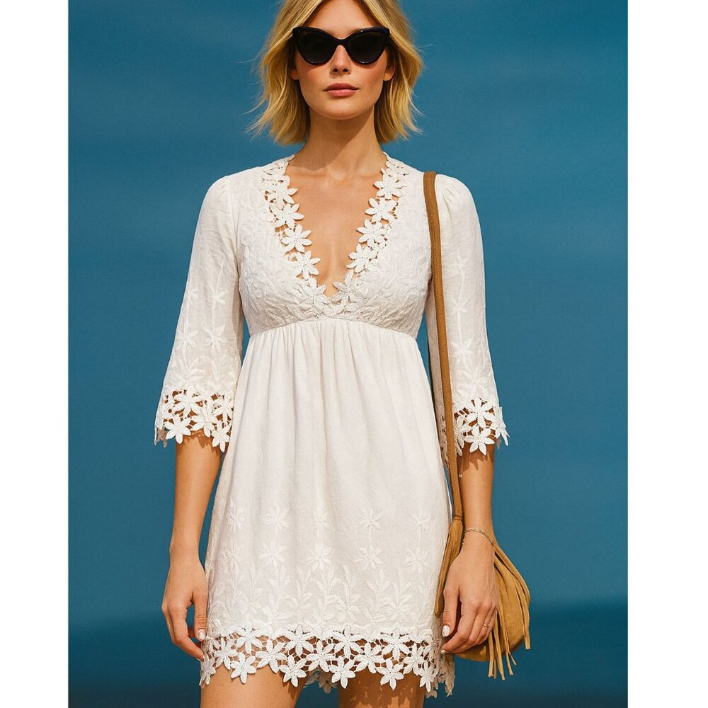 Betsey Johnson White Lace Embroidered Tunic Dress Women's SZ 2 Boho Peasant